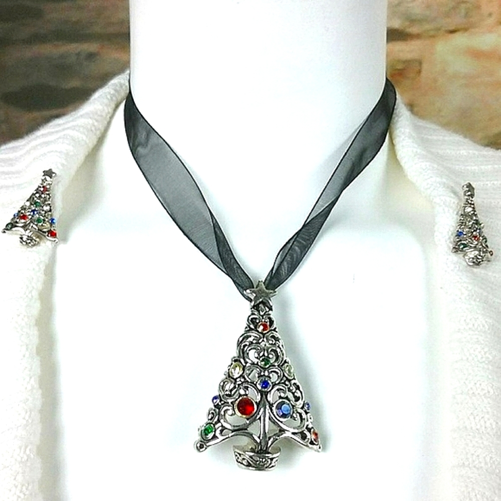 Vintage Christmas Tree Convertible Necklace or Brooch & Matching Earrings - Picture 3 of 8